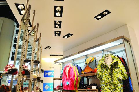 TM-30-15 Explained by Megaman